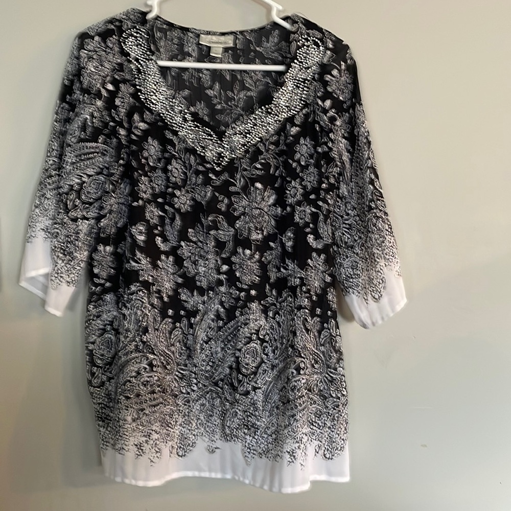 Vintage Dress barn date night out shirt
